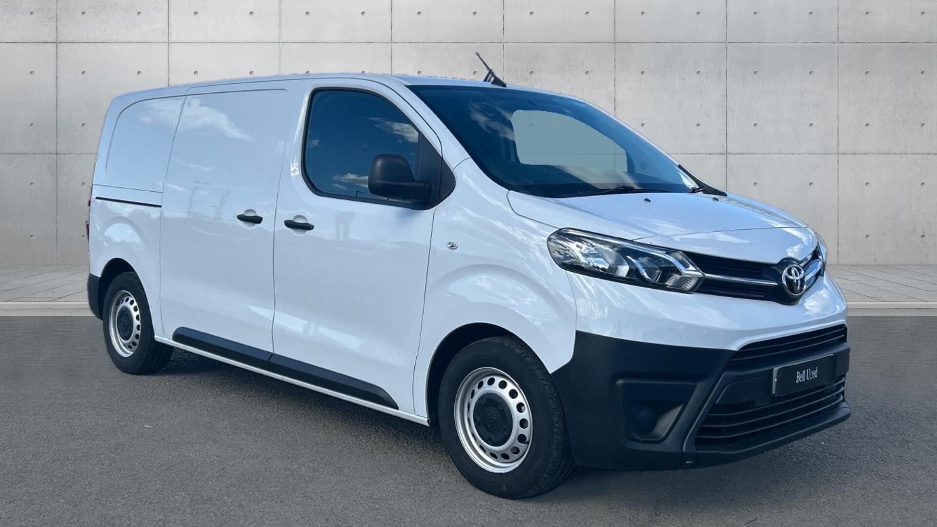 1.5D Active Medium Panel Van 6dr Diesel Manual MWB Euro 6 (s/s) (120 bhp)