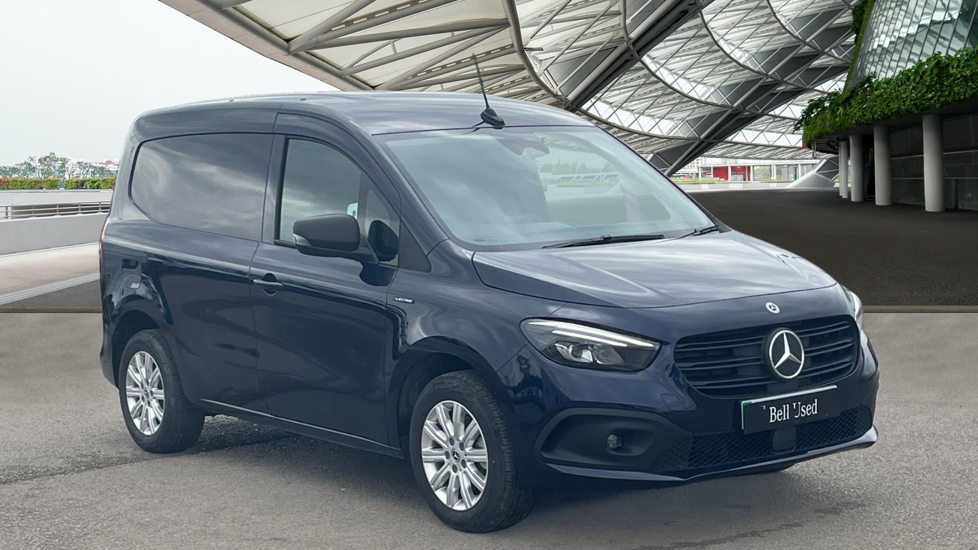 45kWh Premium Auto L1 5dr