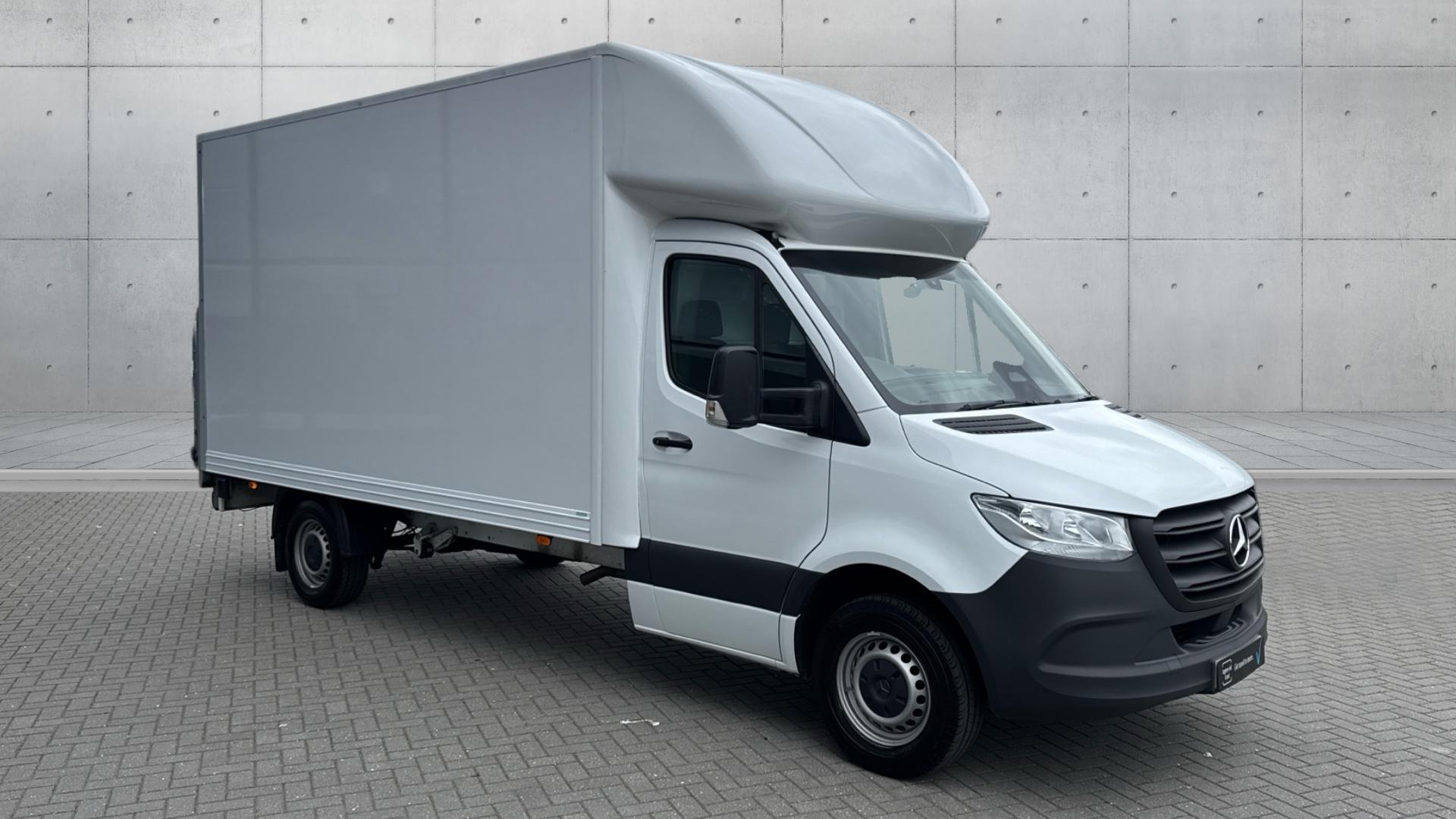 2.0 315 CDI Chassis Cab 2dr Diesel Manual RWD L3 Euro 6 (s/s) (150 ps)